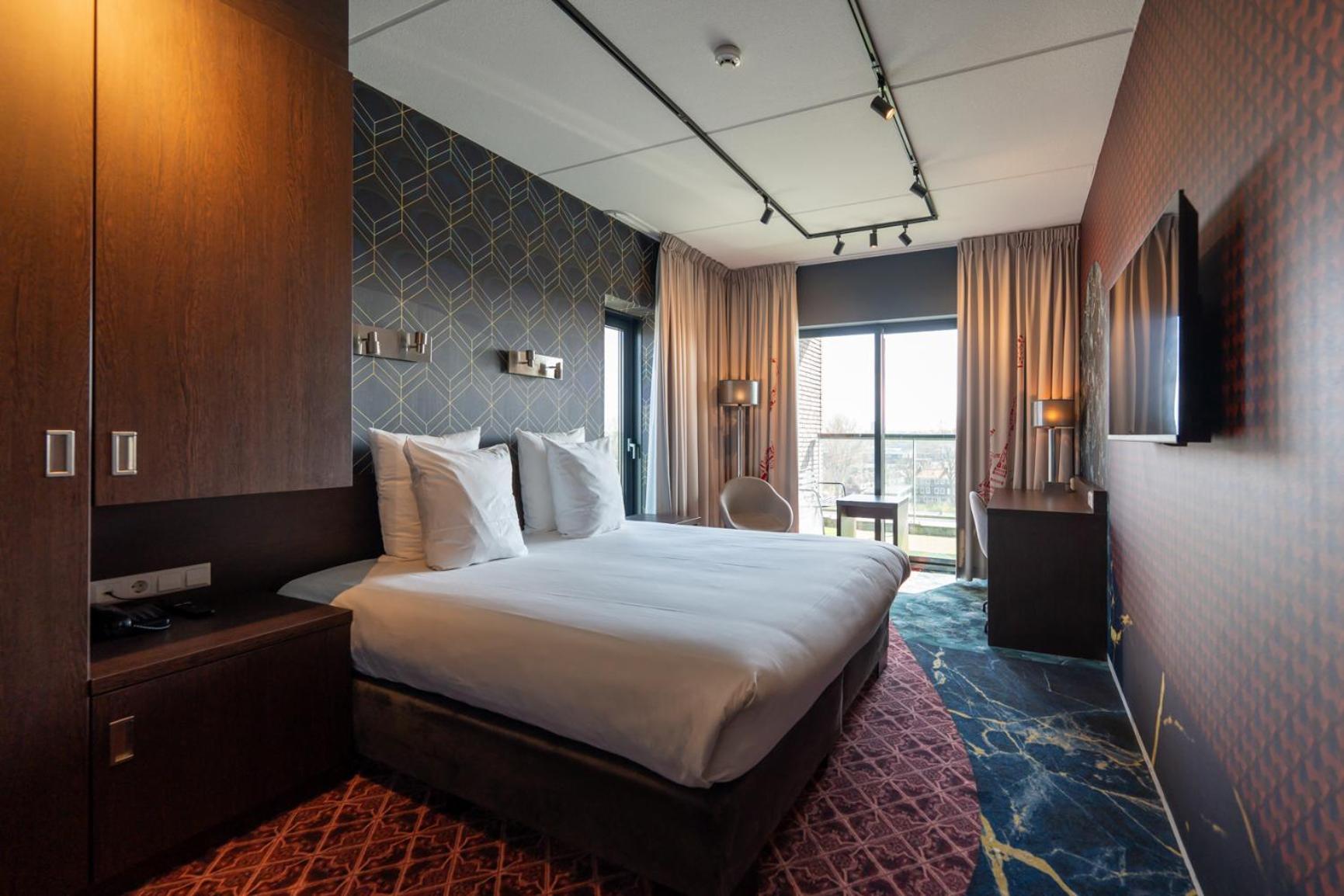 Hampshire Hotel - Delft Centre Екстер'єр фото